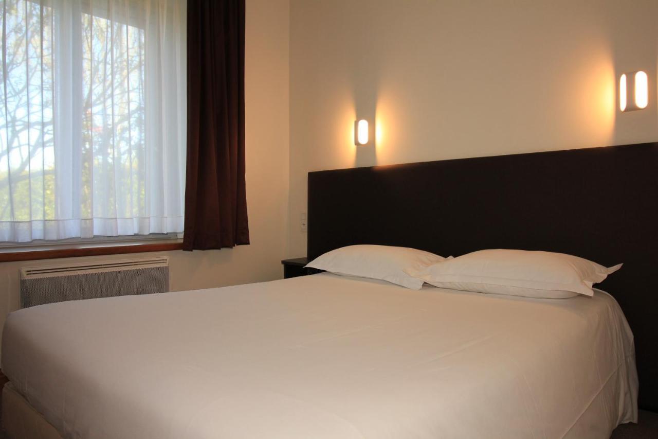Logis Hotel Lodge La Valette Сессон-Севинье Экстерьер фото