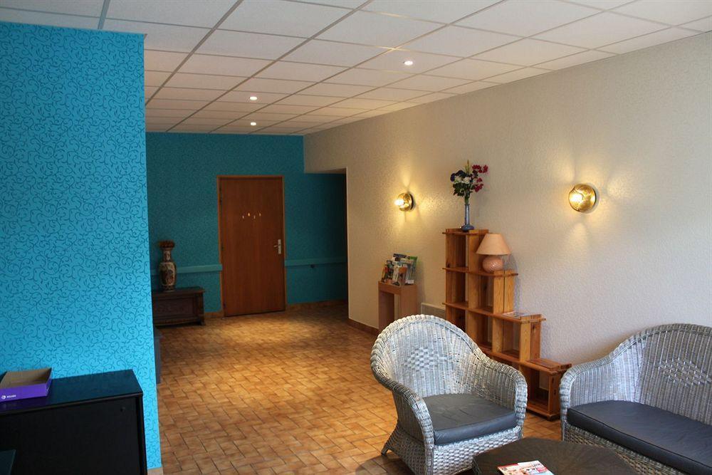 Logis Hotel Lodge La Valette Сессон-Севинье Экстерьер фото